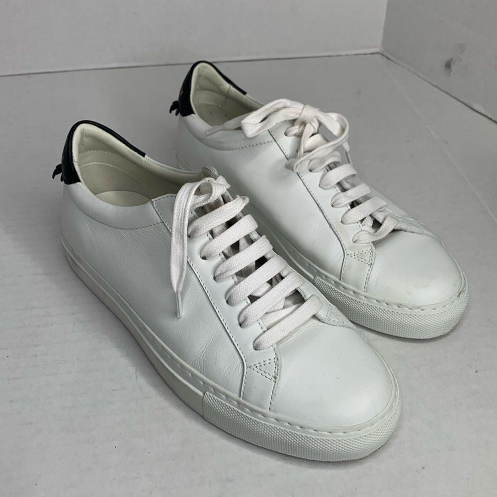 Givenchy Paris Urban Street white leather sneakers